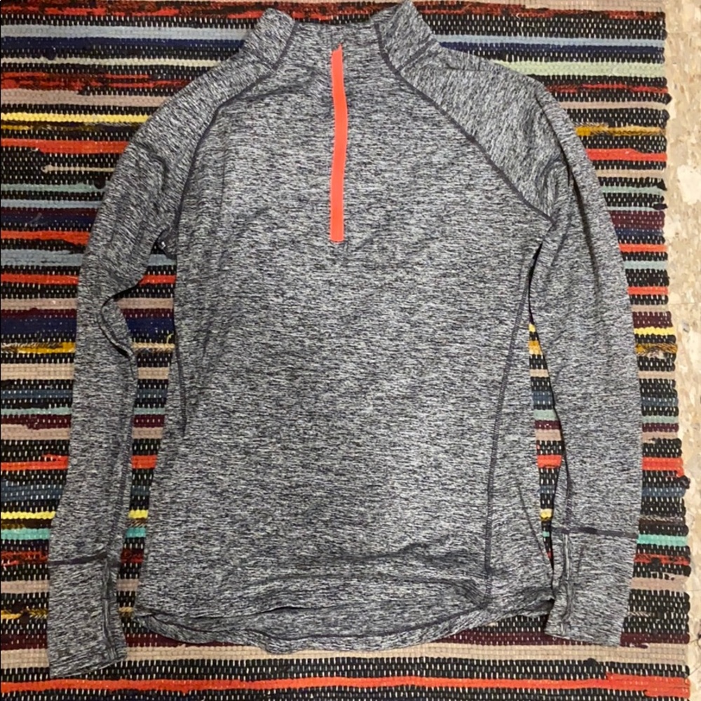 quarter zip athletic shirt